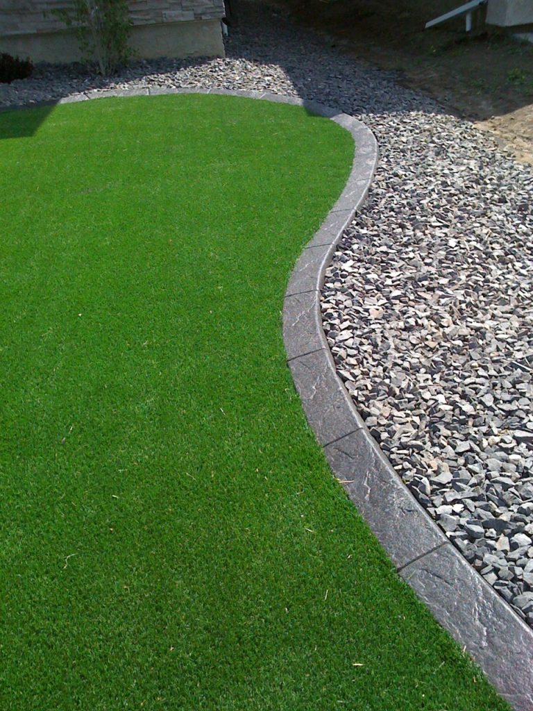 Artificial turf